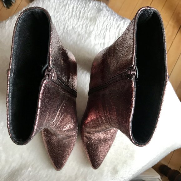 Strategia Iridescent Crackle Abstract Pink Boots - Picture 4 of 5